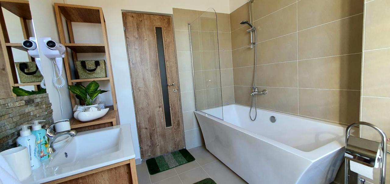 Hoobee Home & Rooftop Terrace Târgu-Mureş Eksteriør bilde