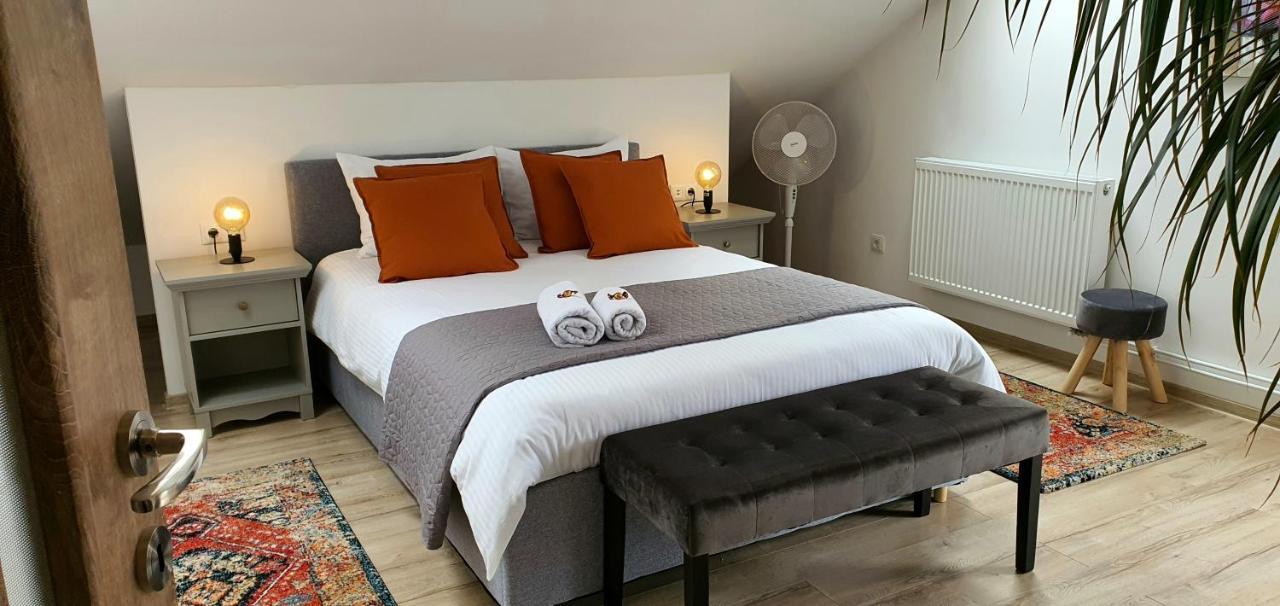 Hoobee Home & Rooftop Terrace Târgu-Mureş Eksteriør bilde